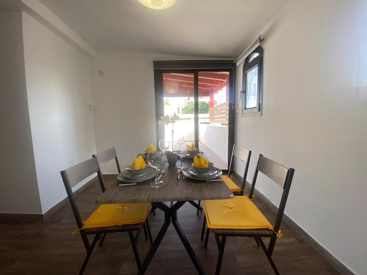Philip Spacious Apartment ลิมาซอล ภายนอก รูปภาพ