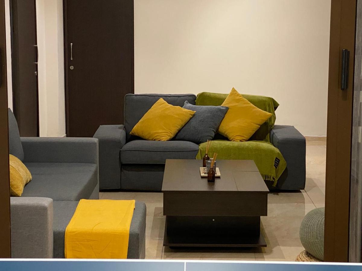 Philip Spacious Apartment ลิมาซอล ภายนอก รูปภาพ